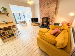 Photo 14- click for photo gallery